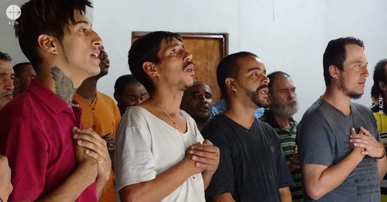 Brazil: Catechetical materials for pastoral work with socially marginalised groups