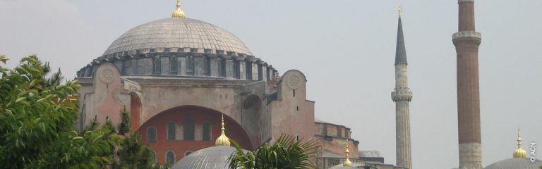 Istanbul: Could the former cathedral of Hagia Sophia become a mosque?