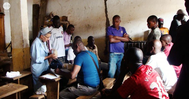 Camerun: conversion en la carcel
