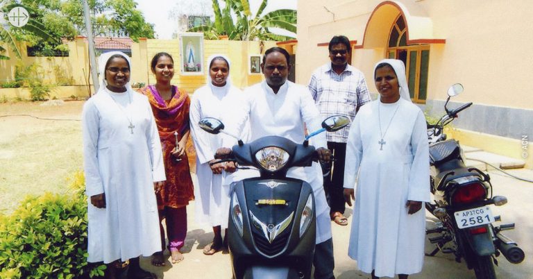 India. Four mopeds for the pastoral and social work among the Catholic faithful of the diocese of Eluru